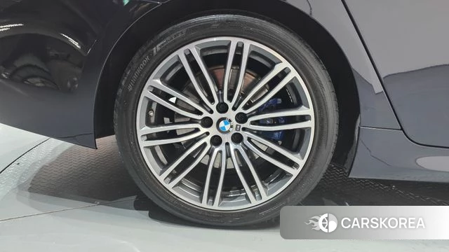 BMW 5 Series (G30) id 4551111 из Кореи 26