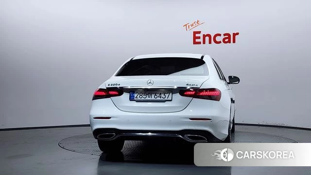 Mercedes-Benz E-Class W213 id 4495953 из Кореи 27