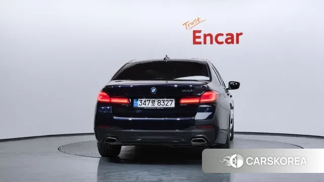 BMW 5 Series (G30) id 3528984 из Кореи 14