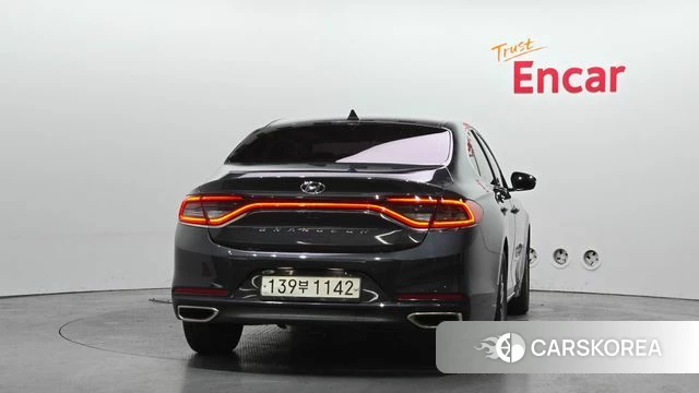 Hyundai Grandeur IG id 3917398 из Кореи 14