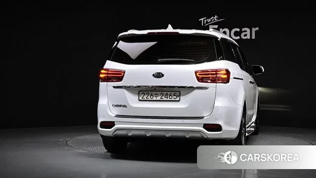 Kia The New Carnival id 3546910 из Кореи 14