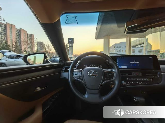 Lexus ES id 4290404 из Китая 10