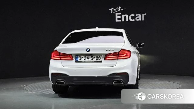 BMW 5 Series (G30) id 4446341 из Кореи 25