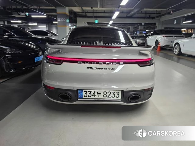 Porsche 911(992) id 4842604 из Кореи 14