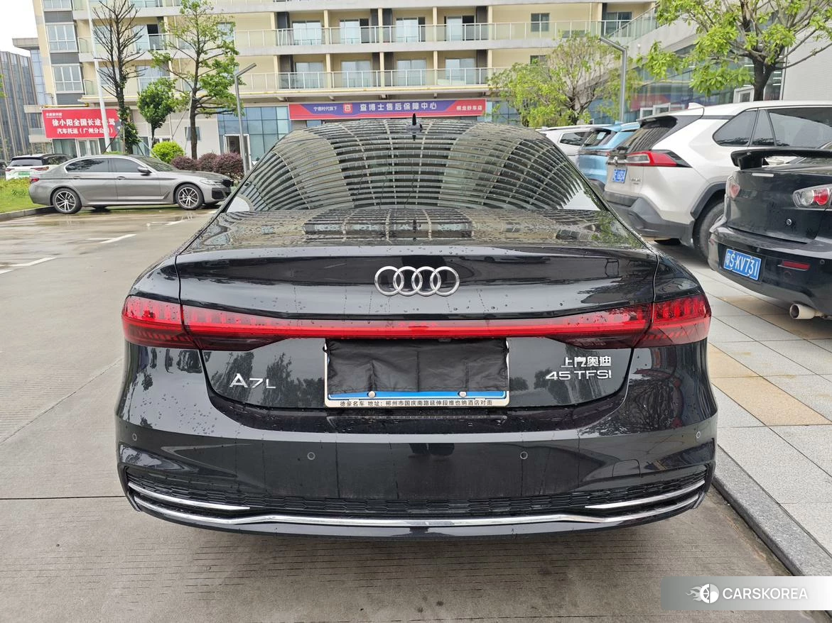 Audi A7L 2024 Черный из Китая, фото 4