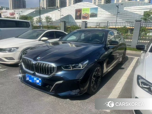 BMW 5 series 2025 Черный из Китая, фото 4
