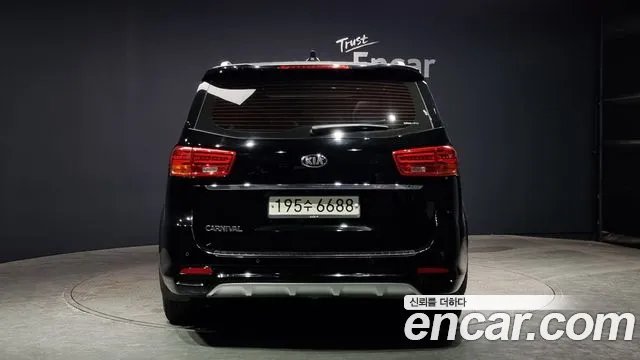 Kia The New Carnival id 2504526 из Кореи 14