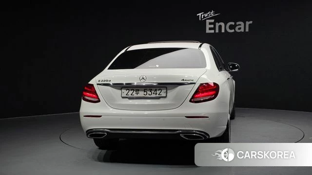 Mercedes-Benz E-Class W213 id 3880159 из Кореи 14