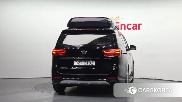 Kia The New Carnival id 3709118 из Кореи 14