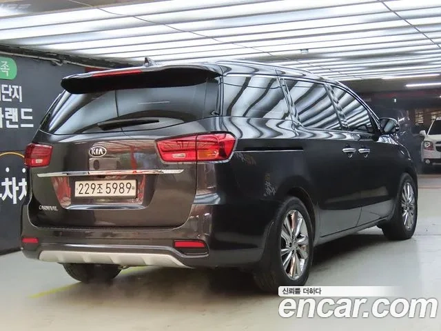 Kia The New Carnival id 2945622 из Кореи 14