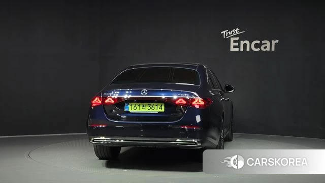 Mercedes-Benz E-Class W214 id 4862622 из Кореи 29