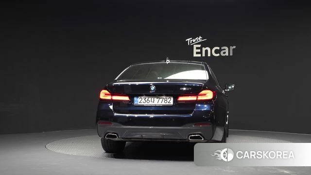 BMW 5 Series (G30) id 4675824 из Кореи 14