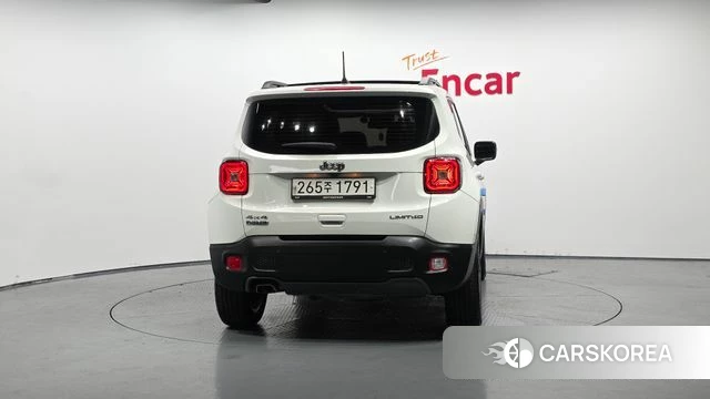 Jeep Renegade id 4586906 из Кореи 33
