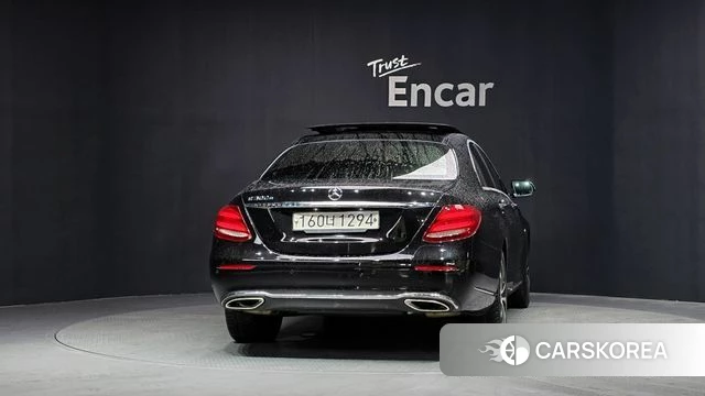 Mercedes-Benz E-Class W213 id 4573970 из Кореи 27