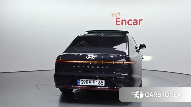 Hyundai Grandeur (GN7) id 3042710 из Кореи 14