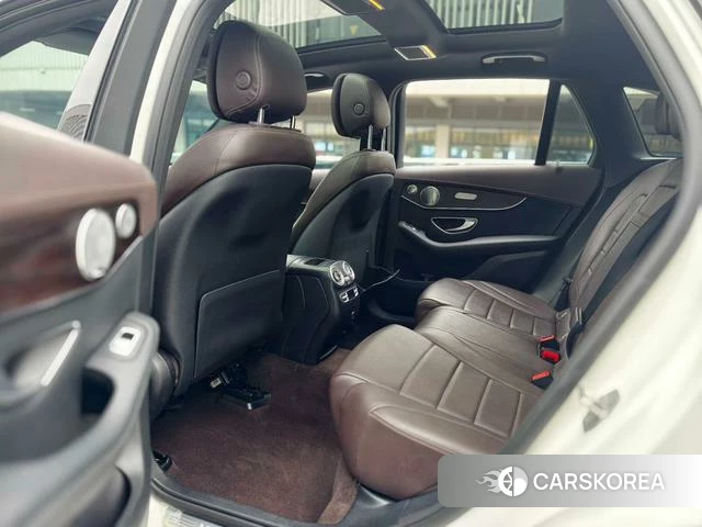 Mercedes-Benz GLC 2021 Белый из Китая, фото 6
