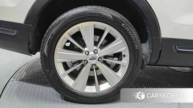 Ford Explorer id 3905376 из Кореи 14