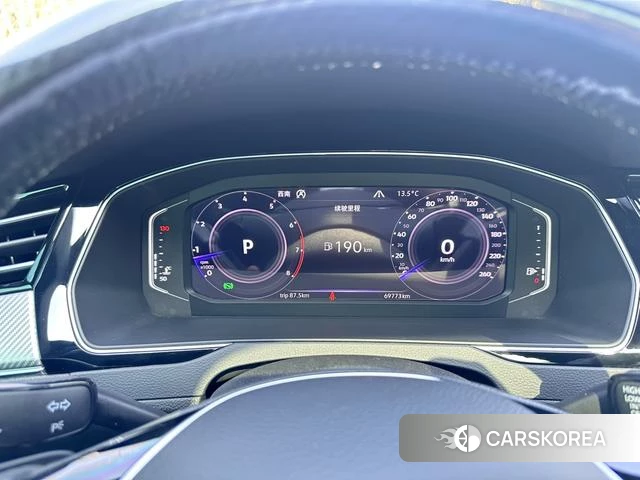 Volkswagen CC id 3888911 из Китая 8