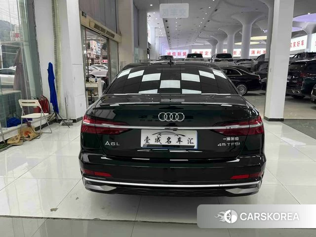 Audi A6L id 4258926 из Китая 16