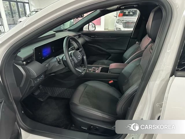 Ford Mondeo 2024 Белый из Китая, фото 5