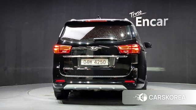 Kia The New Carnival id 4530837 из Кореи 14