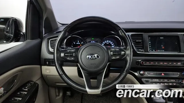 Kia The New Carnival id 2281549 из Кореи 14