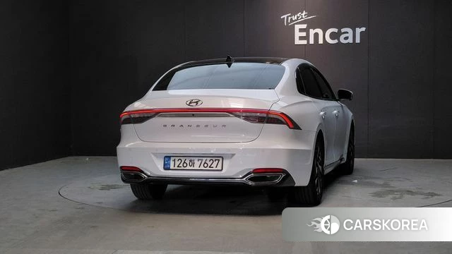 Hyundai The New Grandeur IG Hybrid id 4697246 из Кореи 29