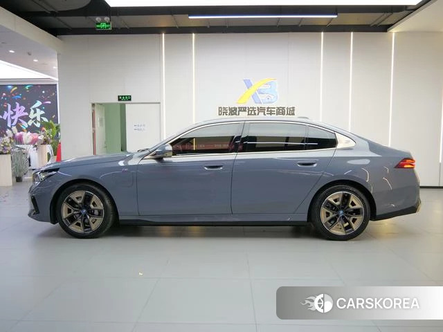 BMW i5 id 4313846 из Китая 13