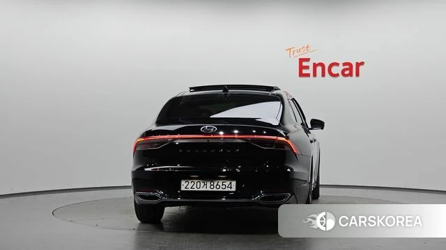Hyundai The New Grandeur IG Hybrid id 4898922 из Кореи 32