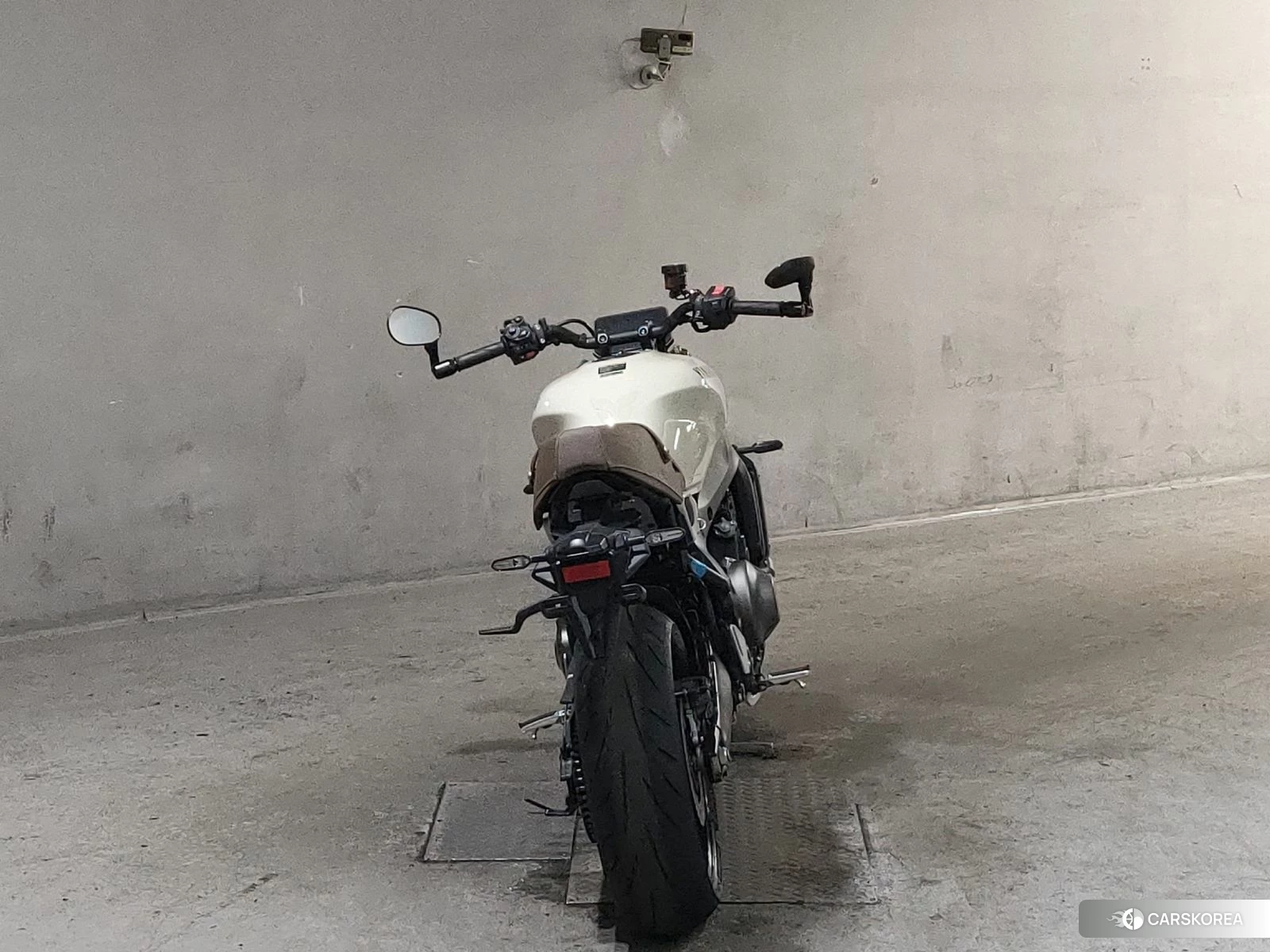 Yamaha XSR900 2025 из Японии, фото 2