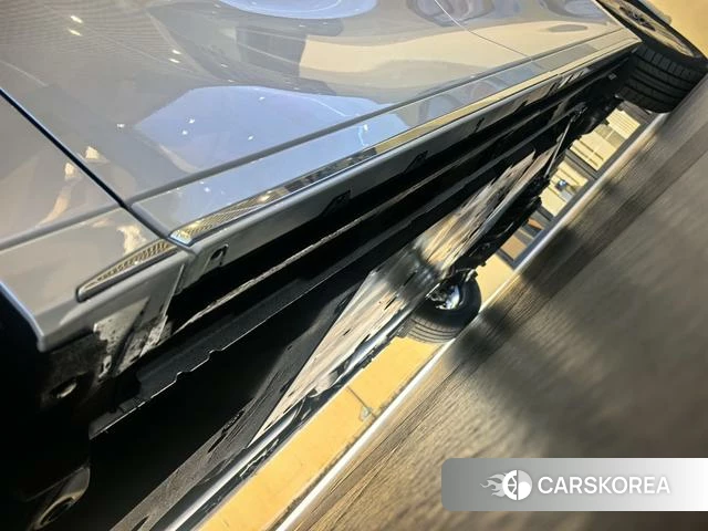 Lexus LM id 4307773 из Китая 17