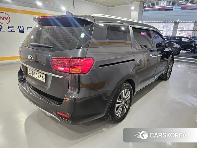 Kia The New Carnival id 3434632 из Кореи 12