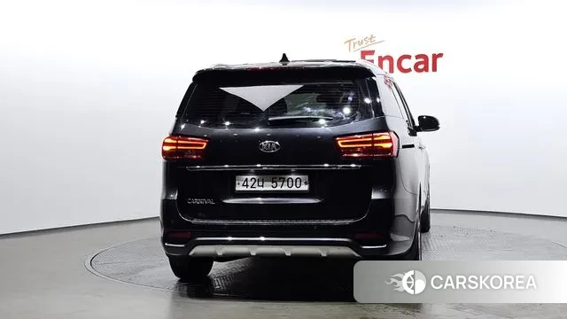 Kia The New Carnival id 3647079 из Кореи 14