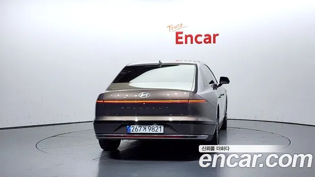 Hyundai Grandeur (GN7) id 2805720 из Кореи 14