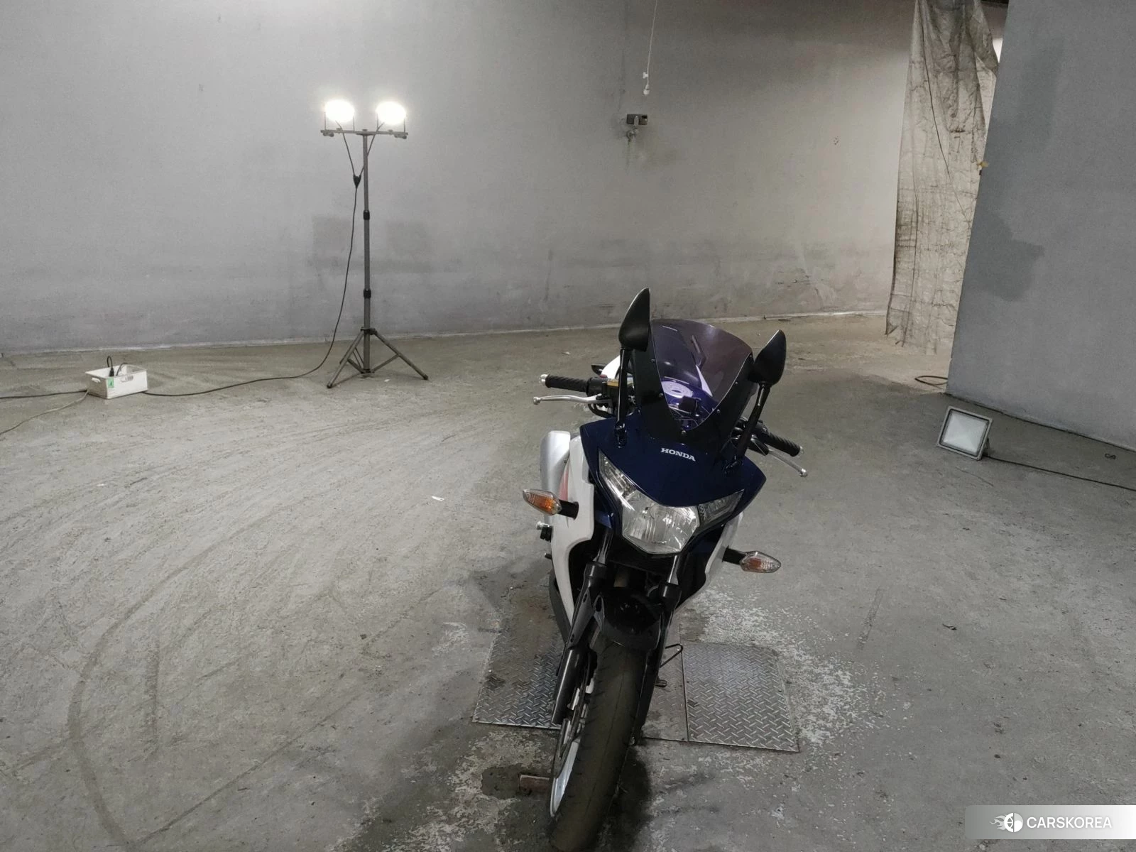 Проданный Honda CBR250R id 3947543 из Японии, фото 4