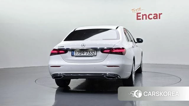 Mercedes-Benz E-Class W213 id 4396806 из Кореи 27