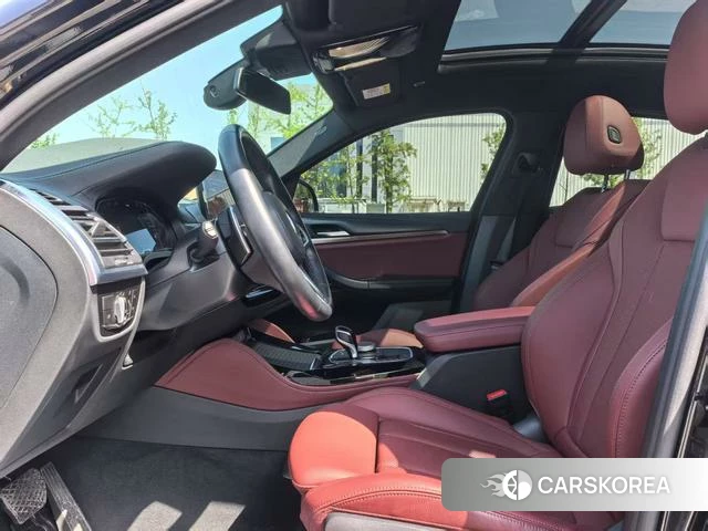 BMW X4 2023 Черный из Китая, фото 4