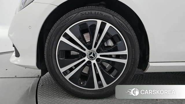 Mercedes-Benz E-Class W213 id 4872971 из Кореи 26