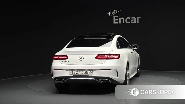 Mercedes-Benz E-Class W213 id 4596378 из Кореи 26