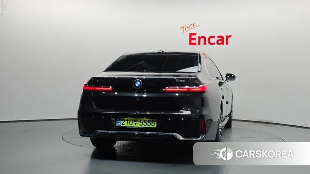 BMW 7 Series (G70) id 4928383 из Кореи 14