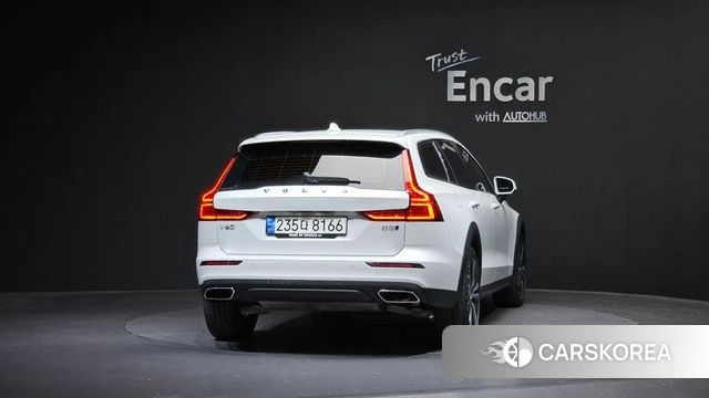 Volvo V60 Cross-Country 2nd Generation id 4231919 из Кореи 14