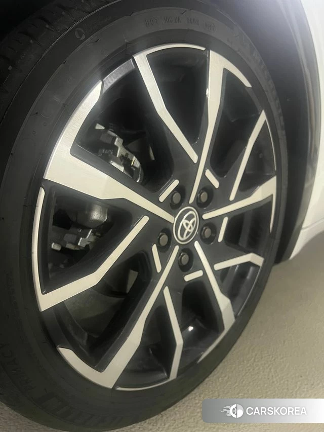 Toyota Prius 5th Generation 2024 Белый из Кореи, фото 4