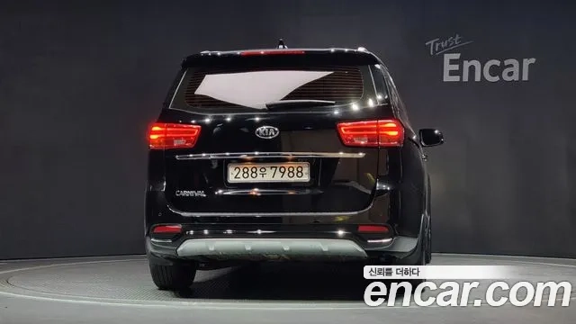 Kia The New Carnival id 2916960 из Кореи 14