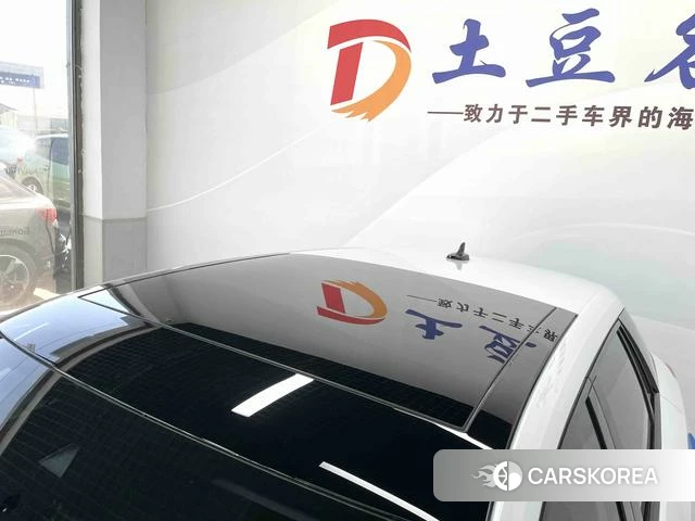 Audi Q2L id 4190494 из Китая 15