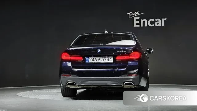 BMW 5 Series (G30) id 3028085 из Кореи 14