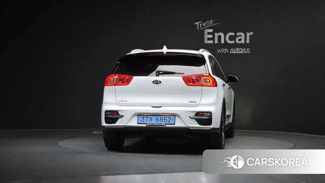 Kia Niro EV id 4310665 из Кореи 24