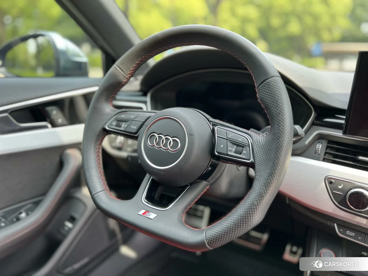 Audi S4 id 4452525 из Китая 10