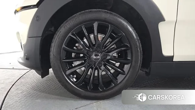 Mini Cooper Clubman id 3635597 из Кореи 14