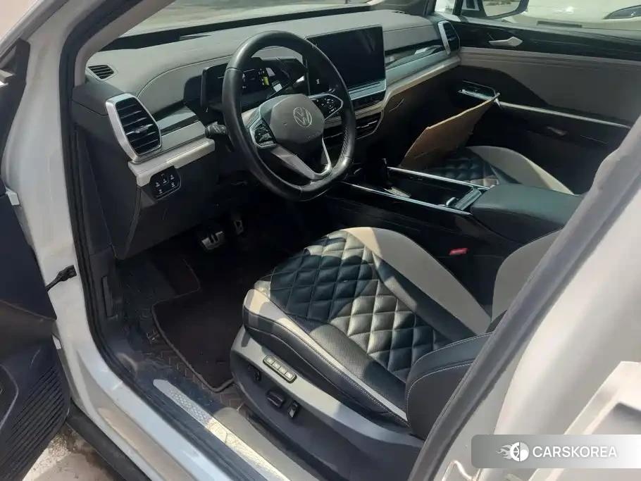 Volkswagen ID.6 CROZZ id 4680480 из Китая 11