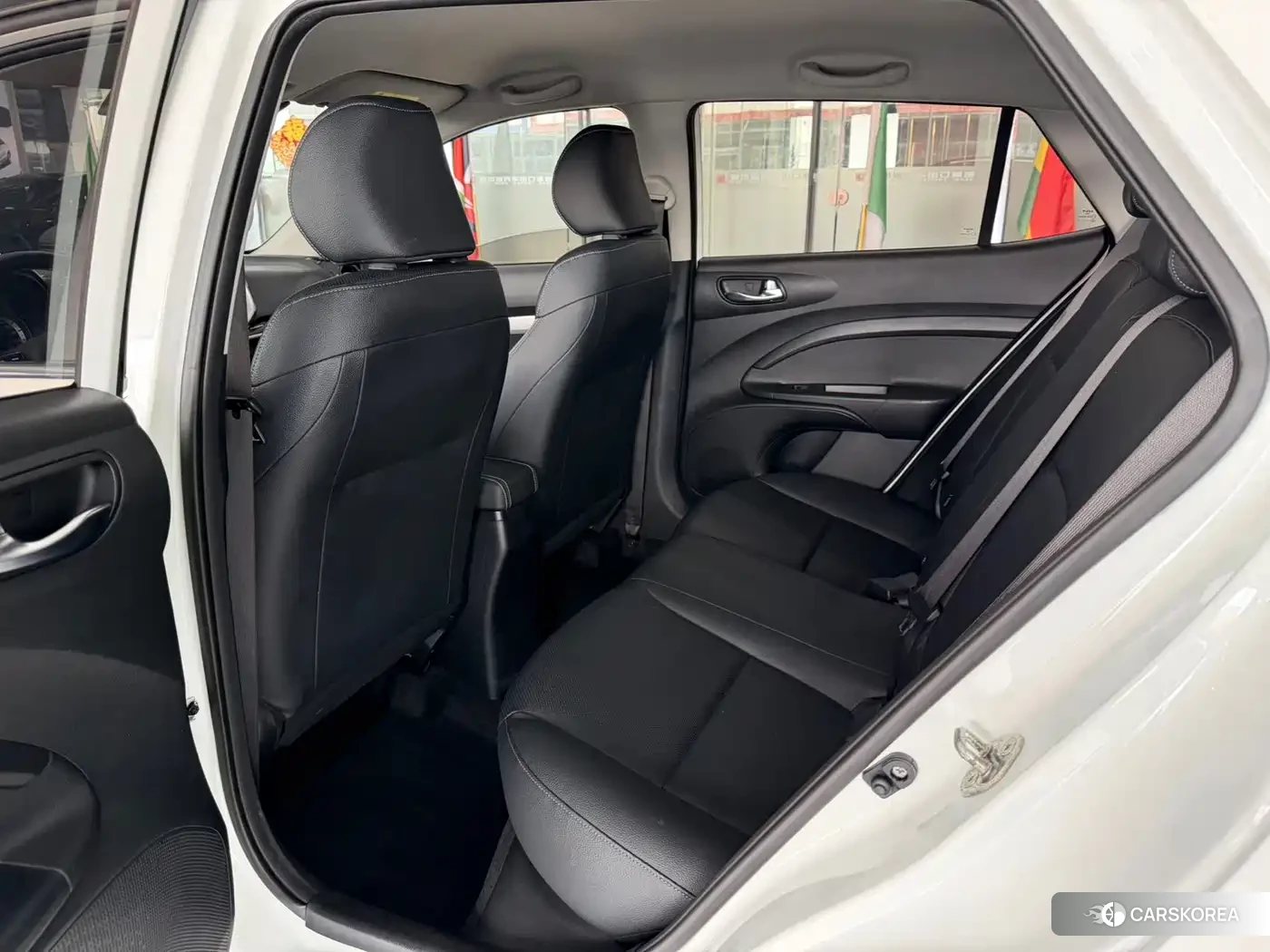 Kia KX1 2022 Белый из Китая, фото 4